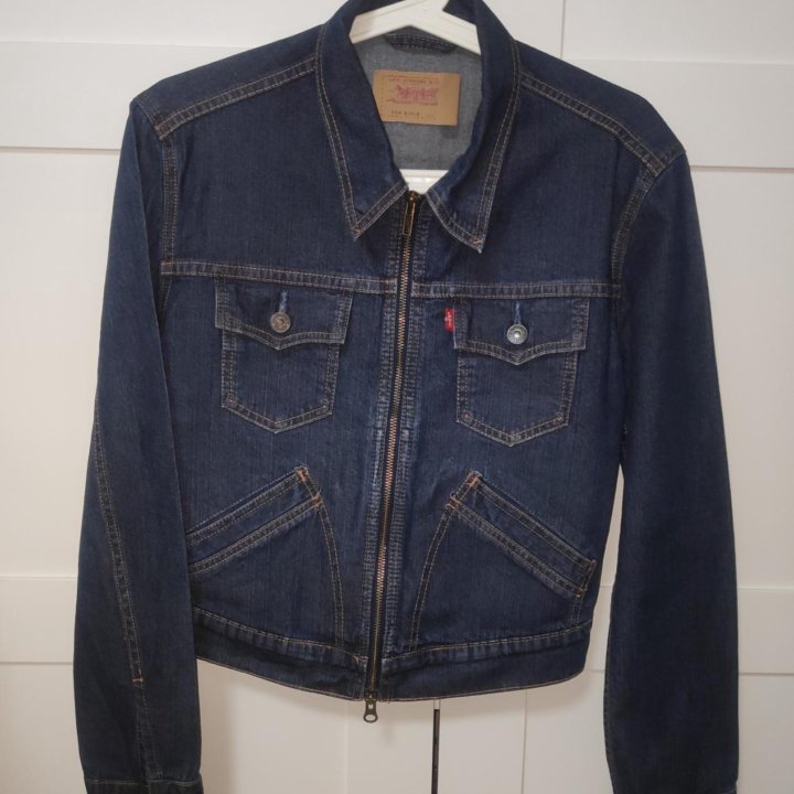 Джинсовая куртка Levis