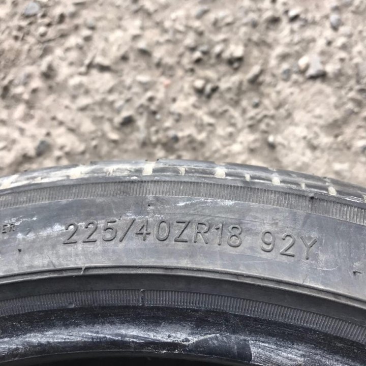 225/40R18 Triangle TH201 (Лот №4715)