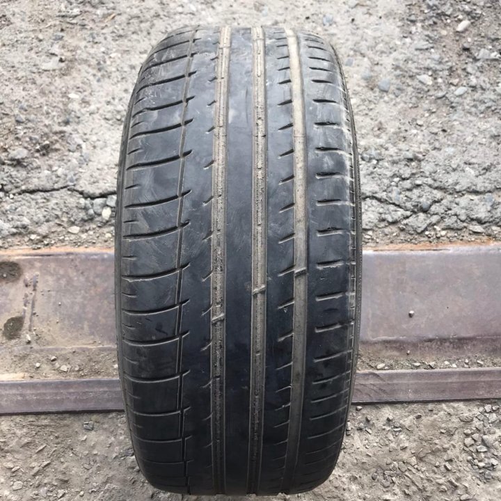 225/40R18 Triangle TH201 (Лот №4715)