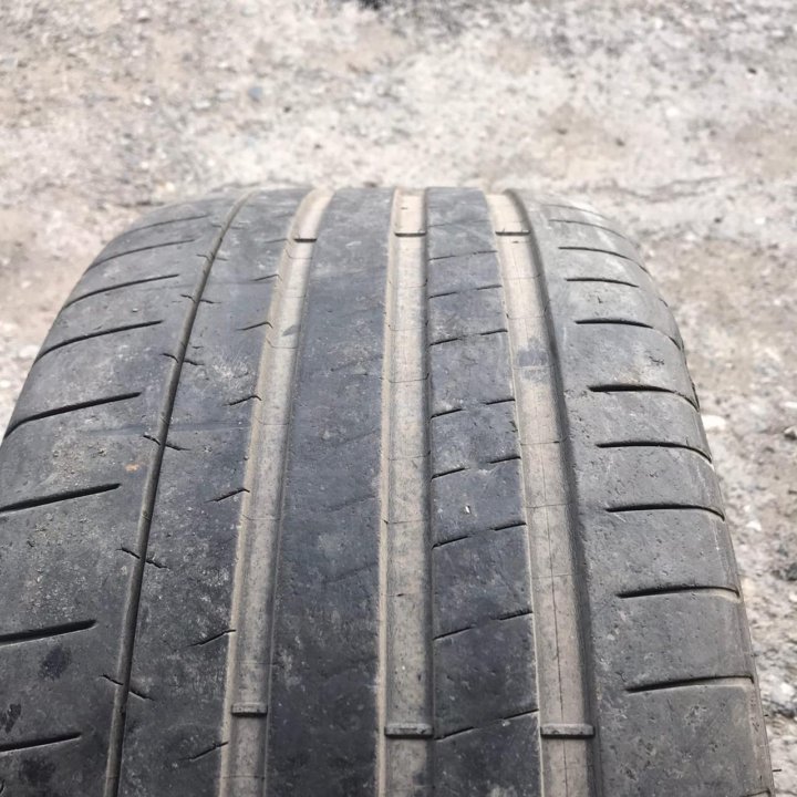 285/35R21 Michelin Pilot Super Sport (Лот №4717)