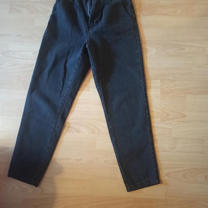Новые джинсы XS