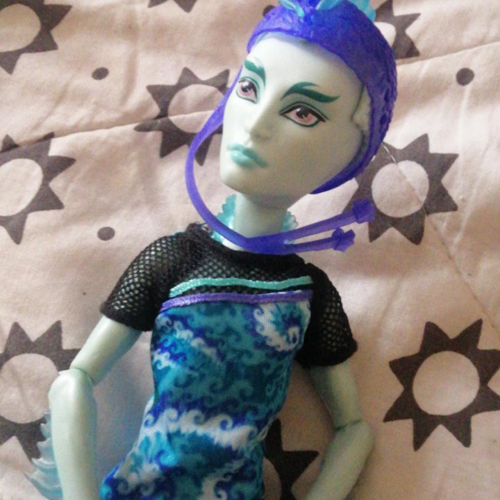 Фирменные куклы Лагуна и её бойфренд Monster High