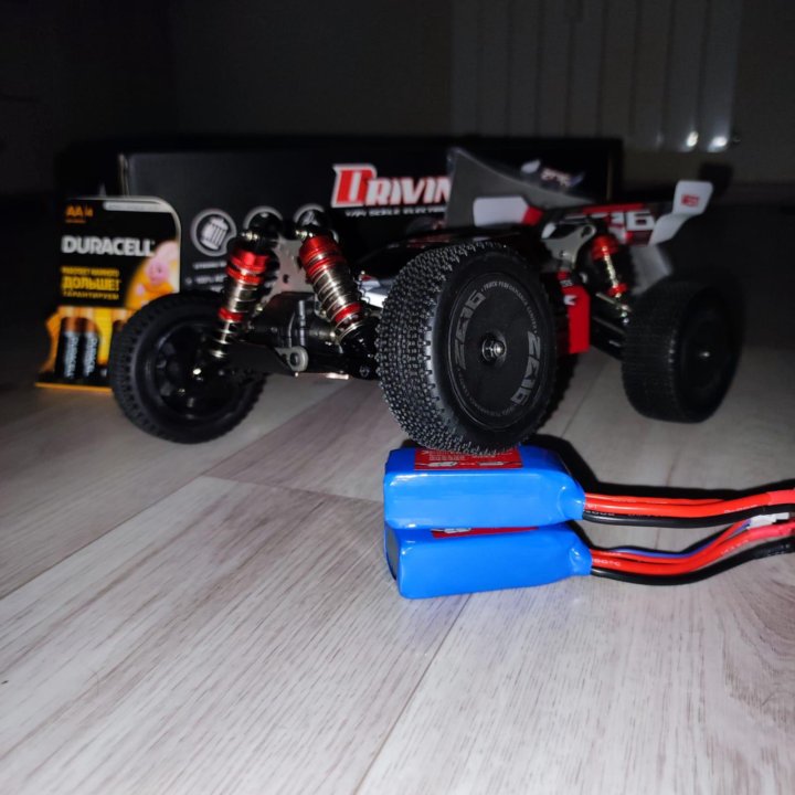 Радиоуправляемая модель wltoys 144001 1:14 4wd