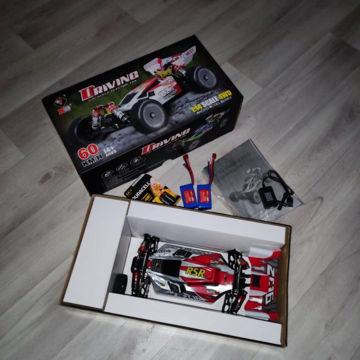 Радиоуправляемая модель wltoys 144001 1:14 4wd