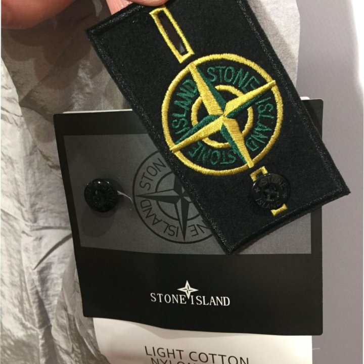 Stone Island ветровка с патчем