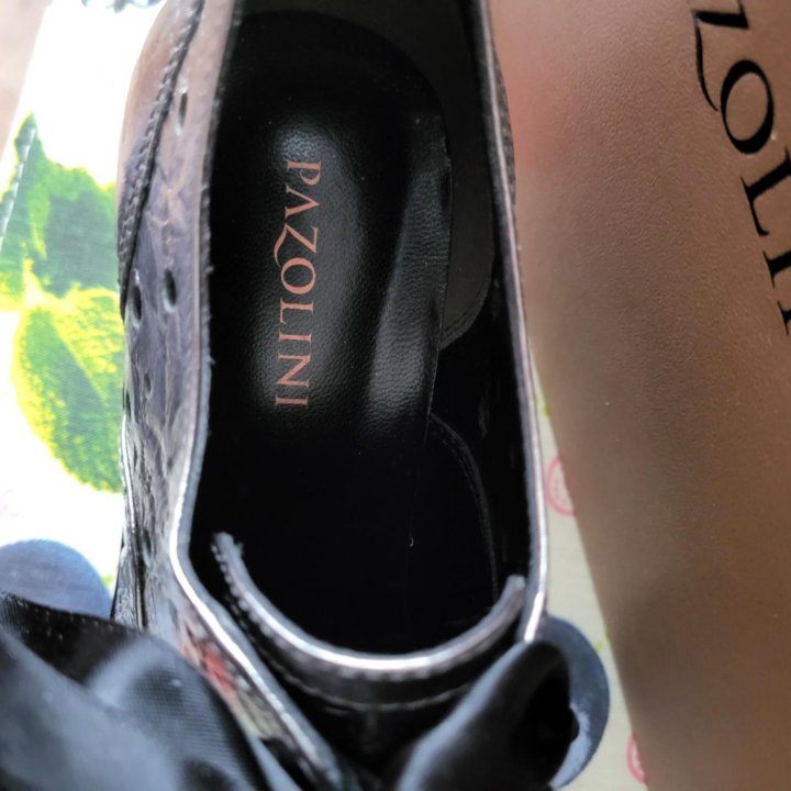 Полуботинки