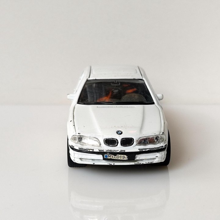 BMW 328i Welly модель машинка