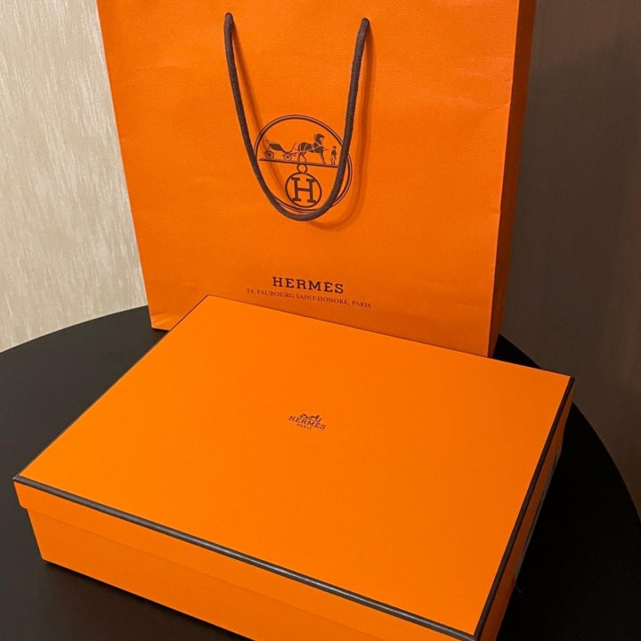 Коробка Hermes