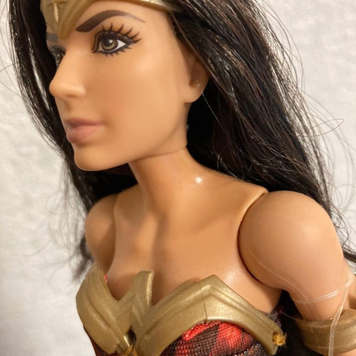 Кукла Чудо-женщина Wonder Woman Mattel