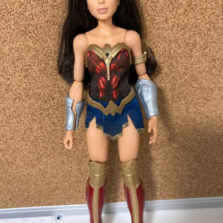 Кукла Чудо-женщина Wonder Woman Mattel