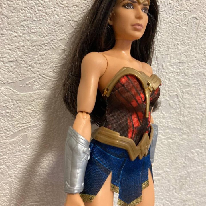 Кукла Чудо-женщина Wonder Woman Mattel