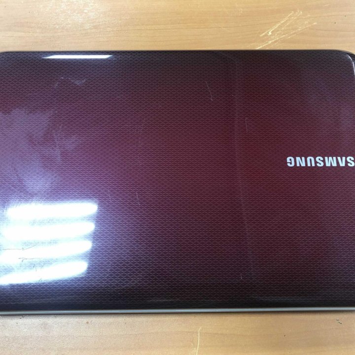 Samsung/i3 M350/2GB/GT 310M/250GB/15.6