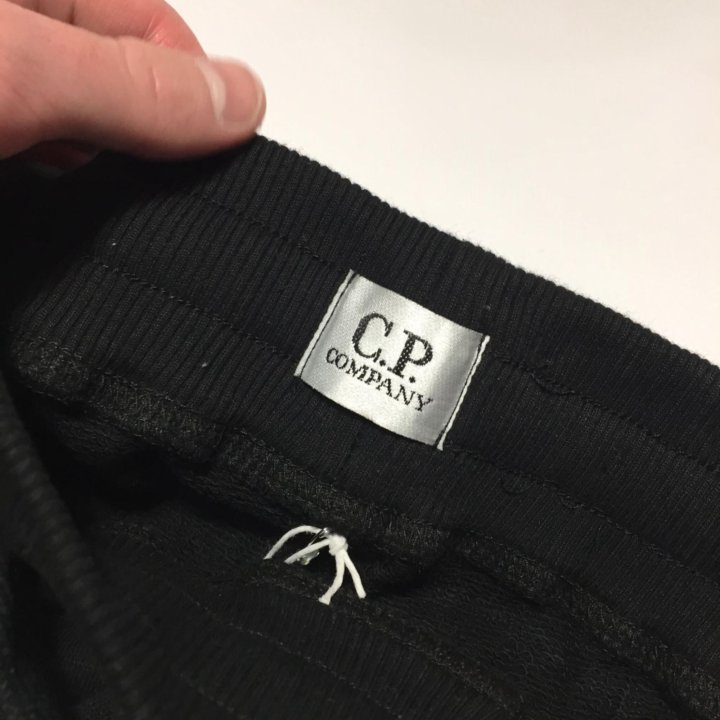 CP Company шорты