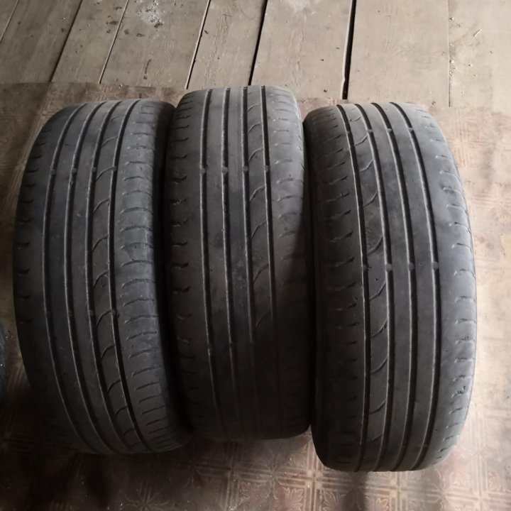 Шины 215/60R17