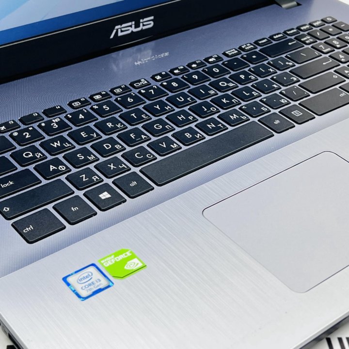 Asus 17.3