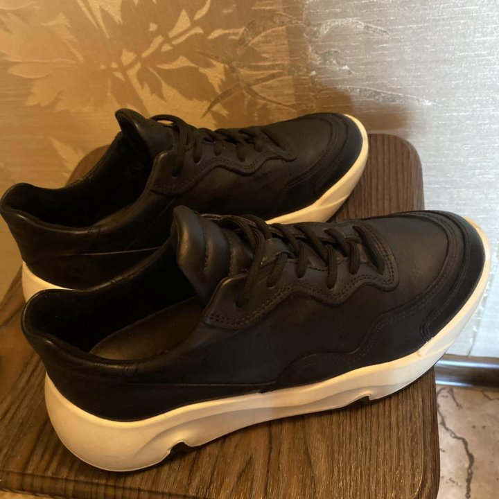 Кроссовки Ecco