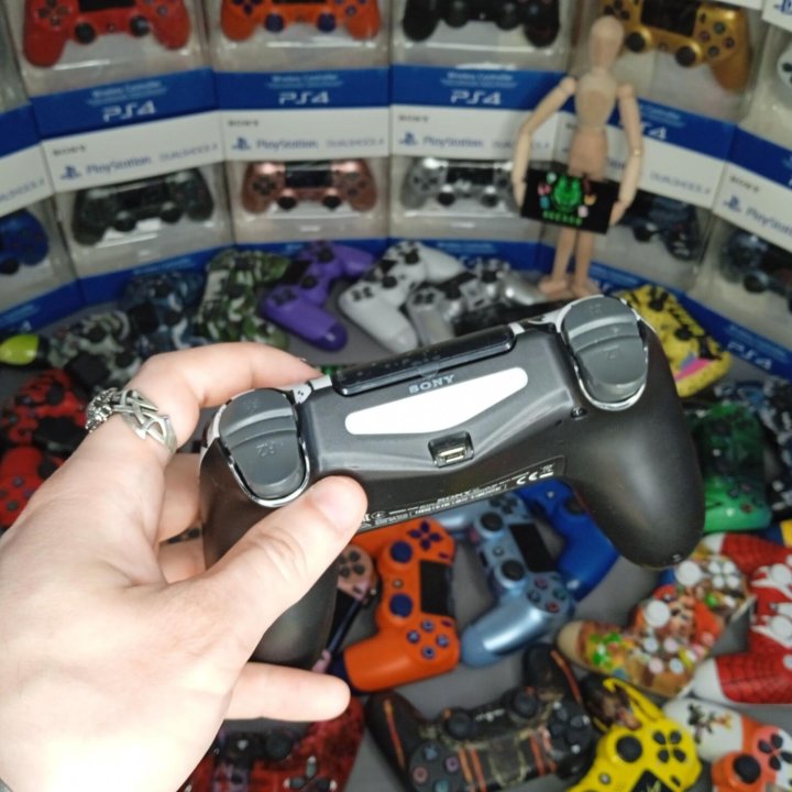 DualShock ps4 новый