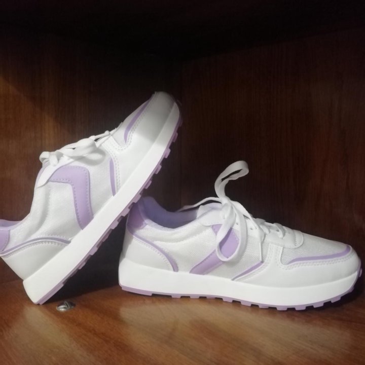 Кроссовки 37 размер