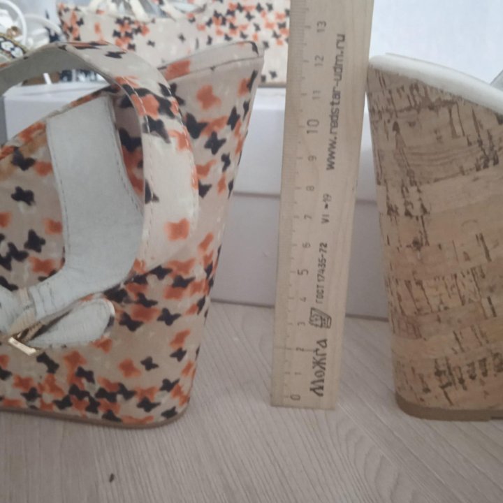 Новые сабо на платформе