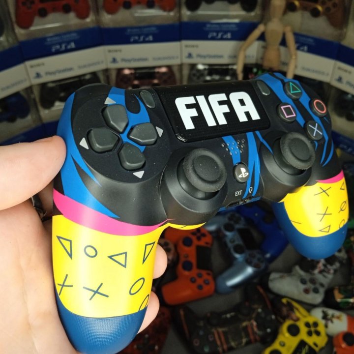 ГеймпадDualShock 4