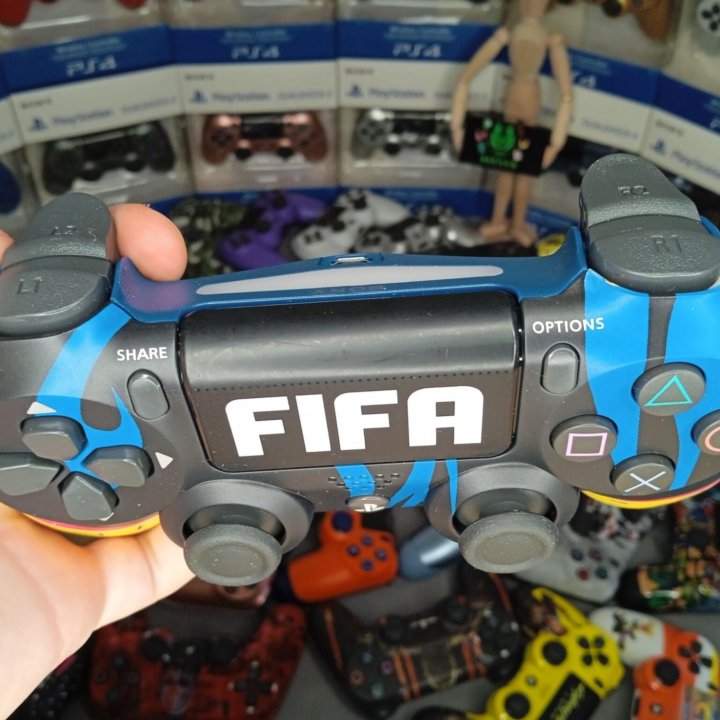 ГеймпадDualShock 4