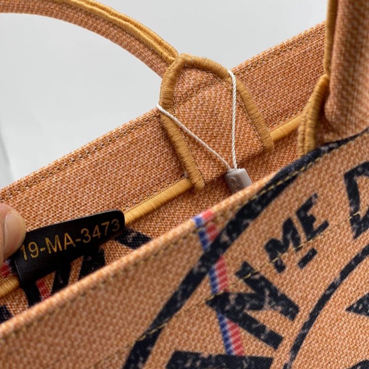 Сумки-шопер DIOR ????