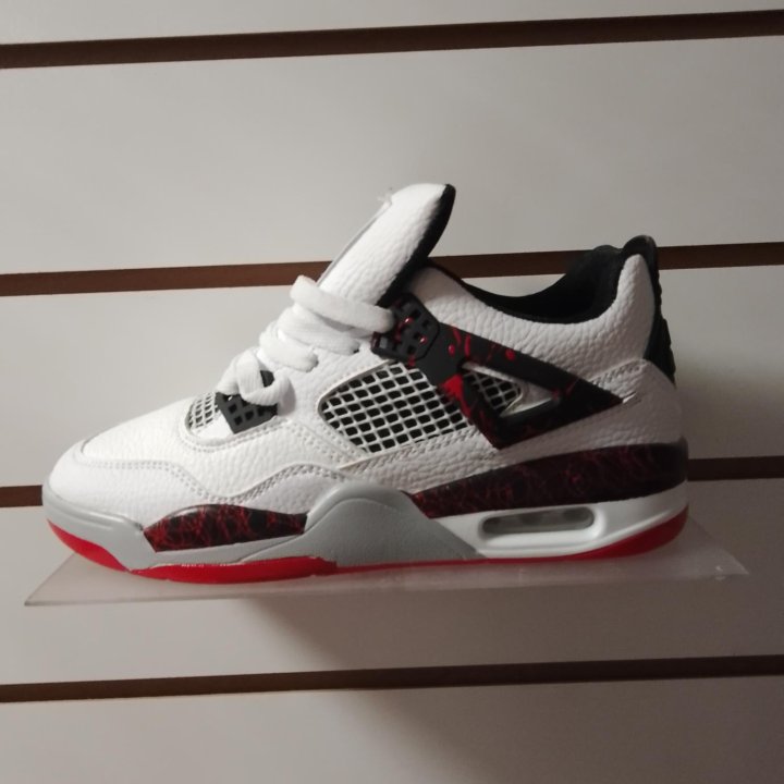 Кроссовки Nike Air Jordan 4 Retro