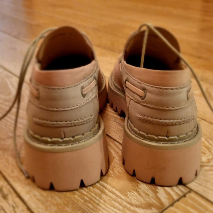 Полуботинки Econika