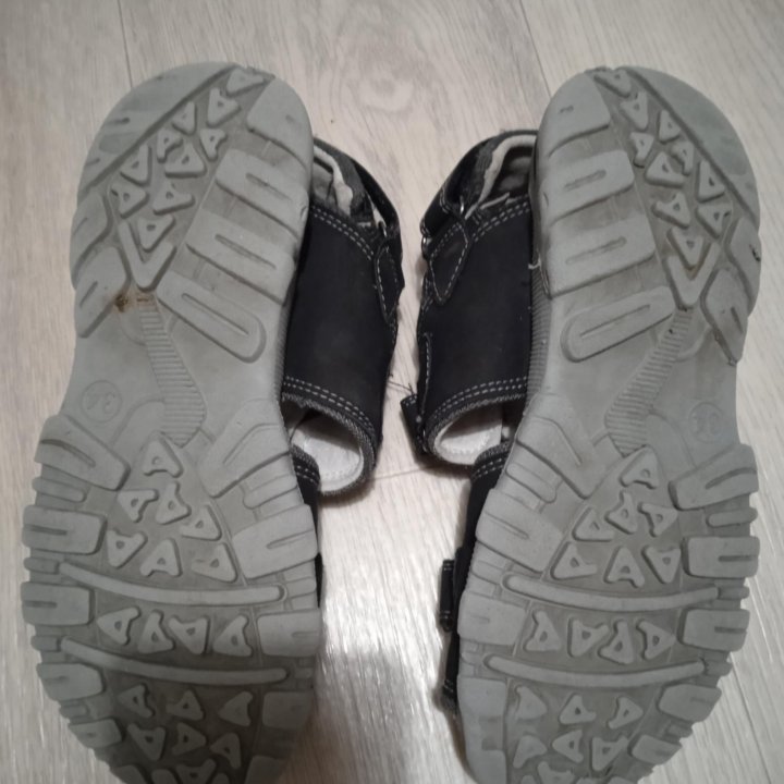 Сандалии кожа