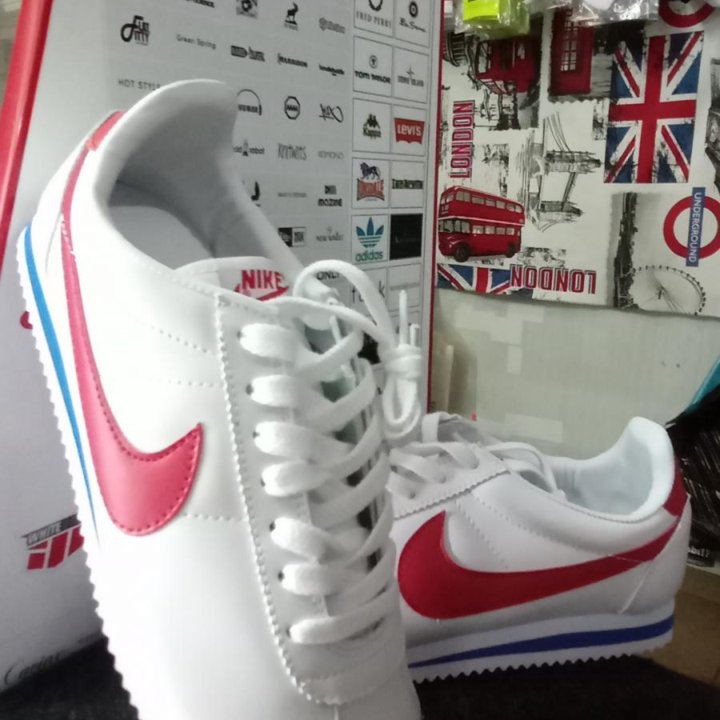  NIKE CORTEZ 