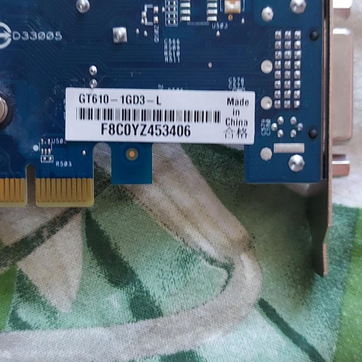 Видеокарты 4 штуки