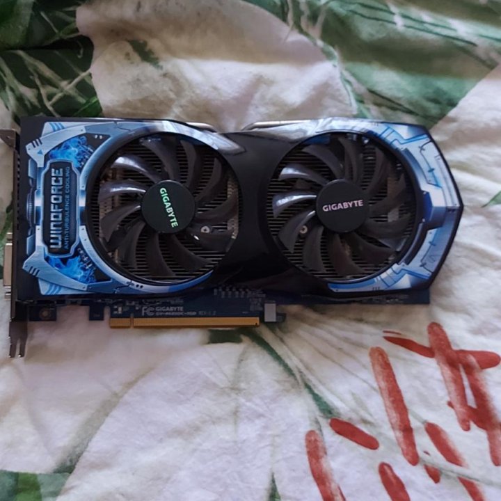 Видеокарты 4 штуки