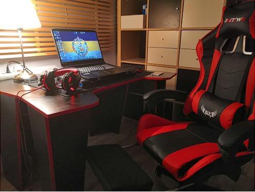 Игровое кресло GamerX