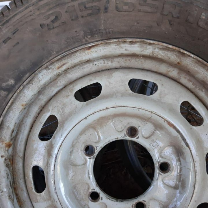 Авторезина 215/65 R16 с диском на Соболь, 1 шт.