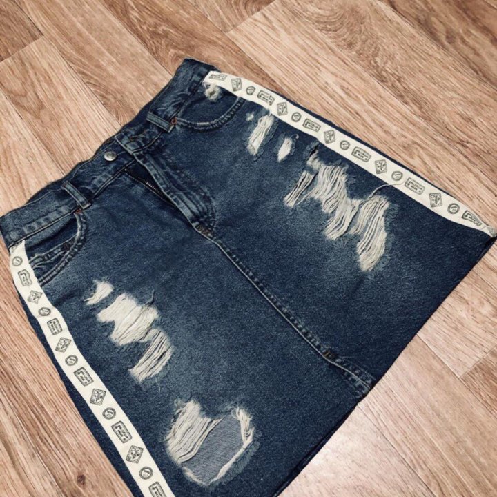 Отдам 6 вещей