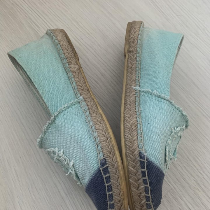 Эспадрильи 38