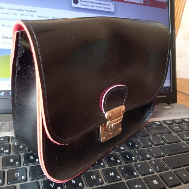 Сумочка- клатч