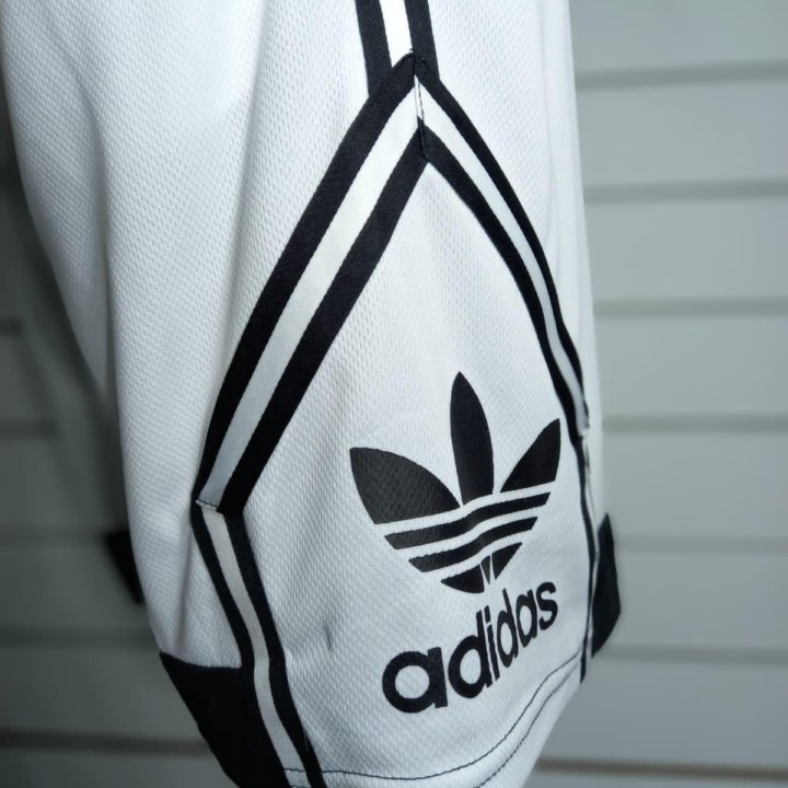 Шорты adidas