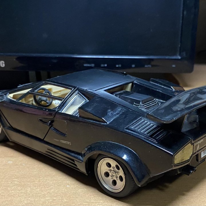 Lamborghini Countach 5000 QV Tonka Polistil 1:18