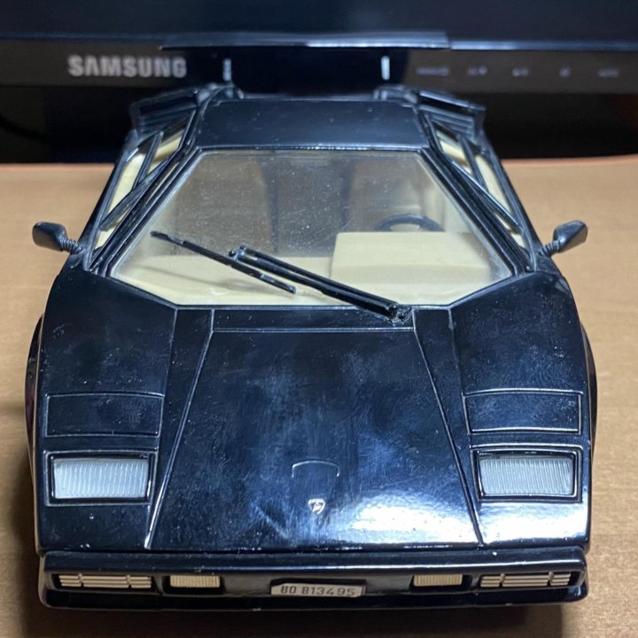 Lamborghini Countach 5000 QV Tonka Polistil 1:18