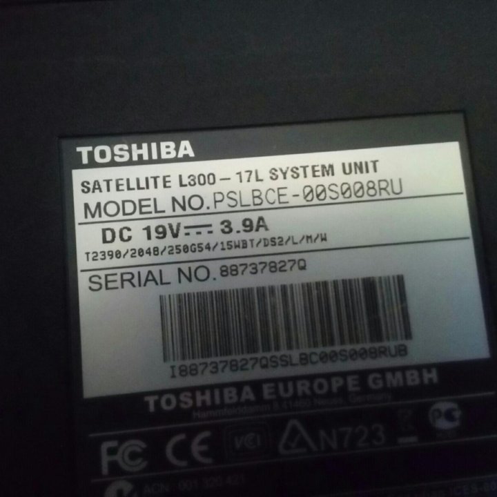 Ноутбук TOSHIBA