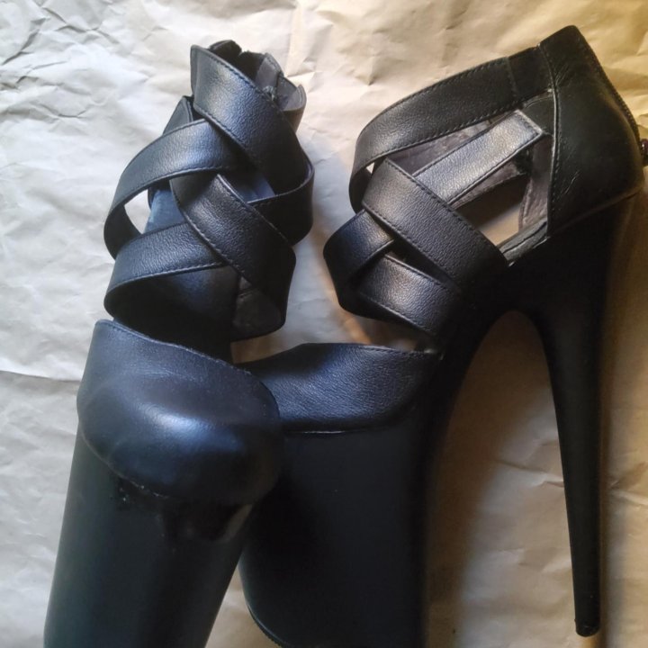 Стрипы тройки черные