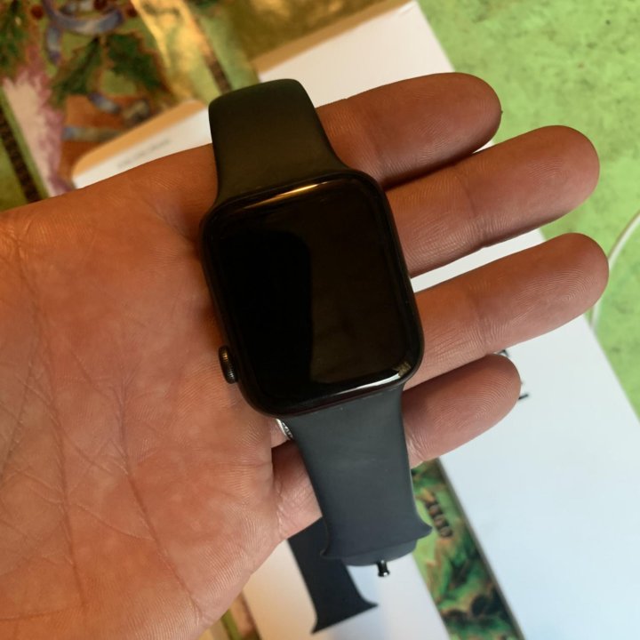 Apple Watch SE 44mm