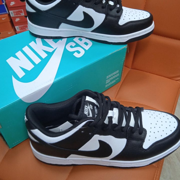 Кроссовки Nike Dunk SB CNN