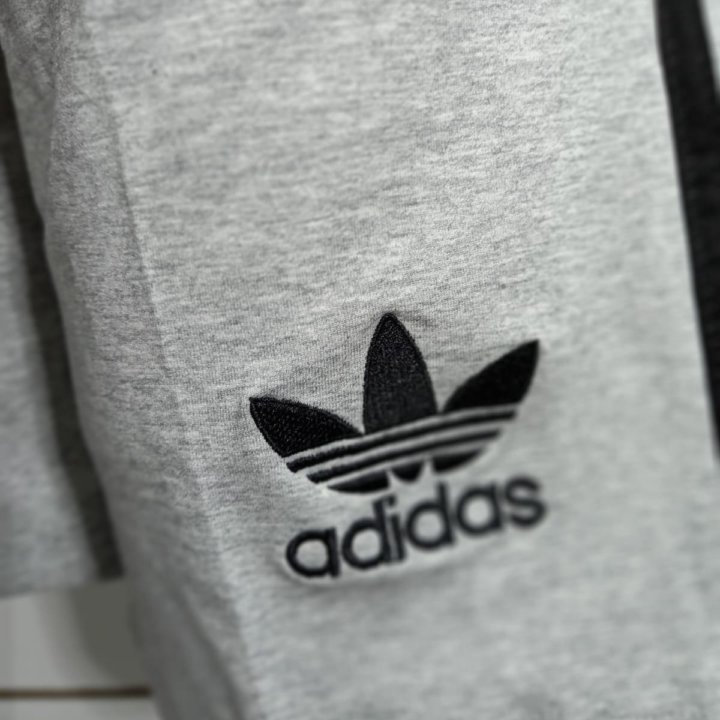 Шорты adidas