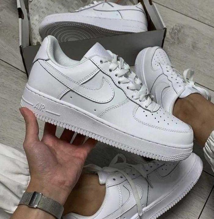 Кроссовки Nike Air Force