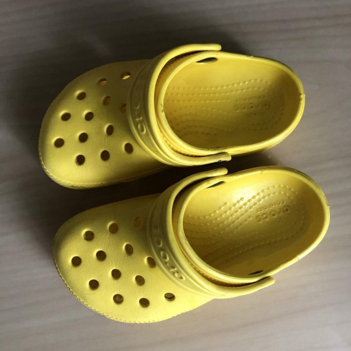 Crocs c9