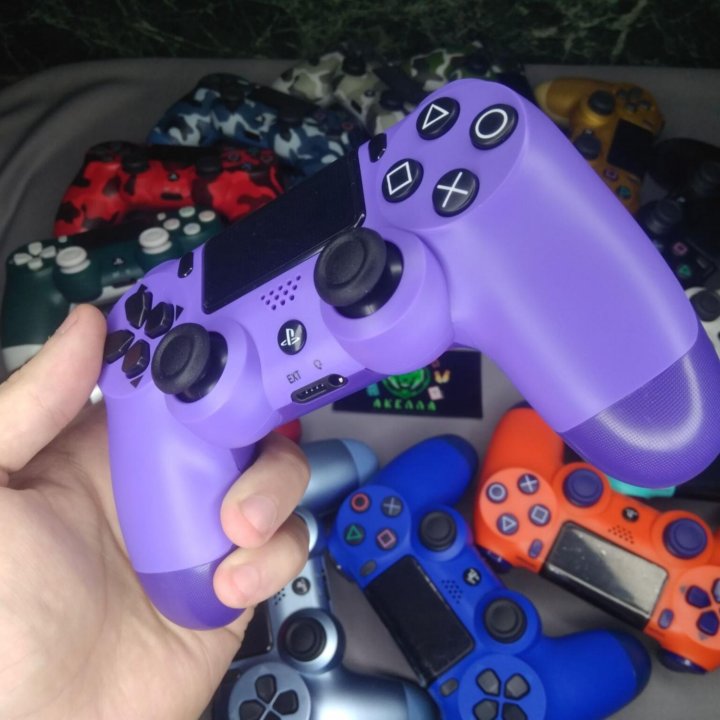 Джойстик ps4 новый