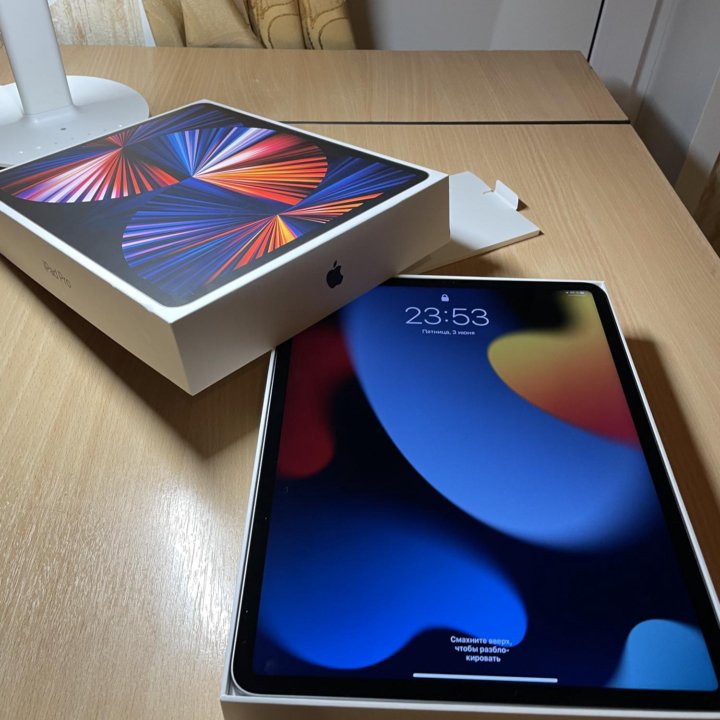 Отличный iPad Pro 12,9 M1 128gb