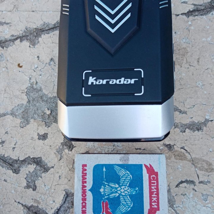 Радар-детектор KARADAR G700STR